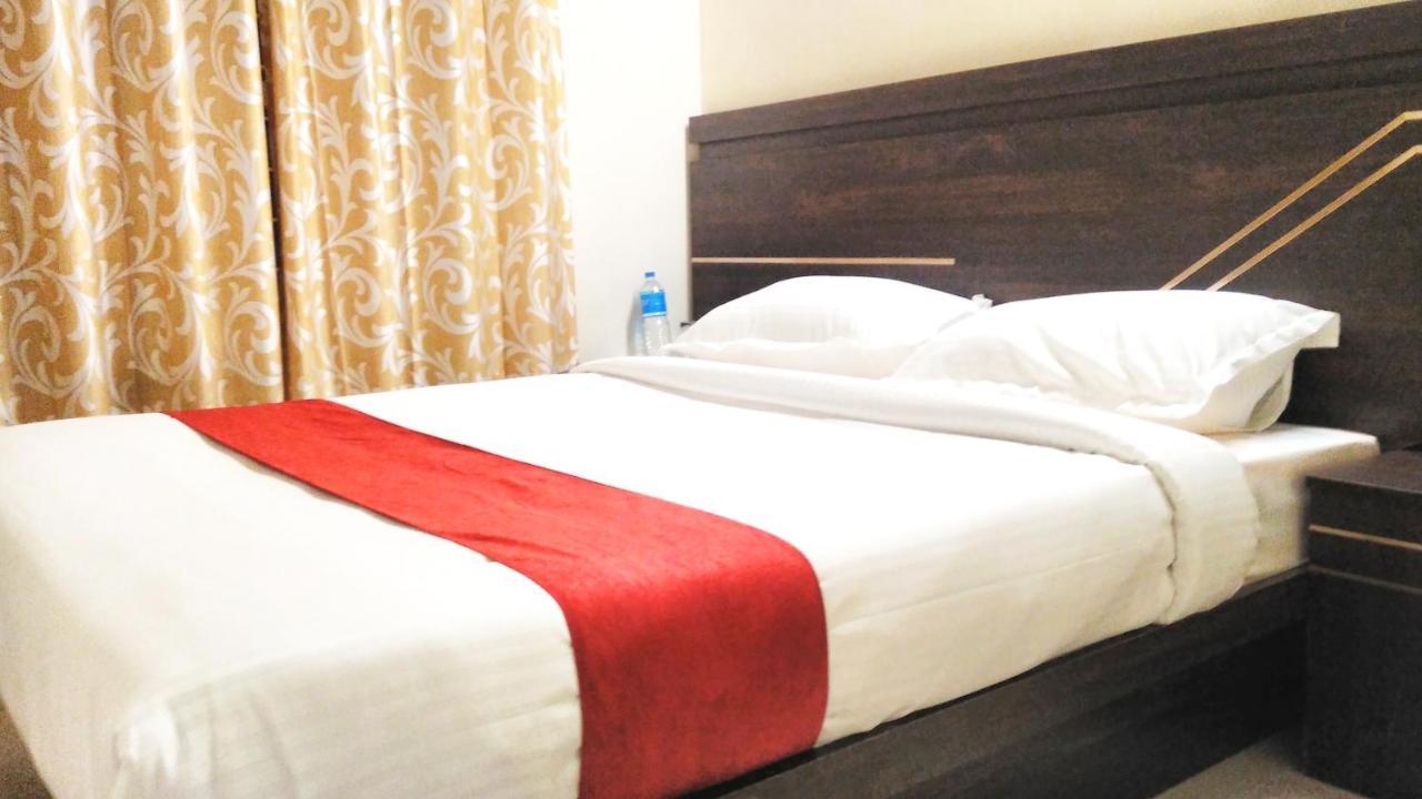 Leeland Munnar Bed & Breakfast Eksteriør bilde