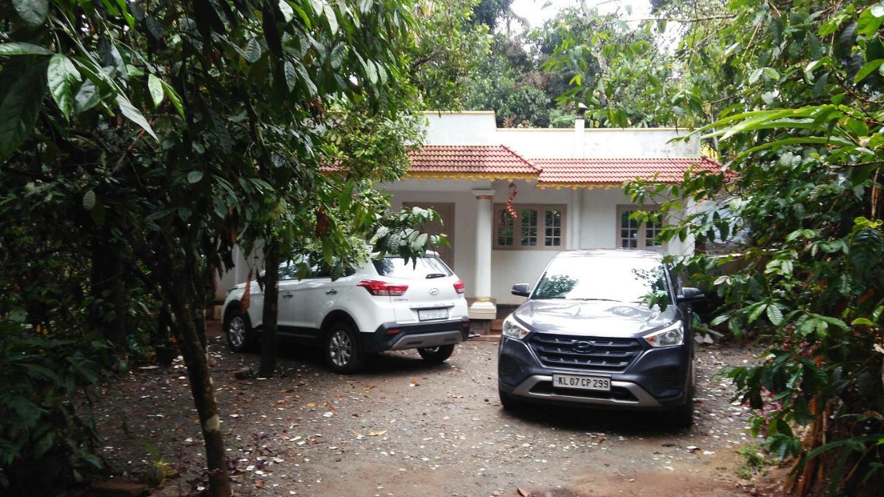 Leeland Munnar Bed & Breakfast Eksteriør bilde